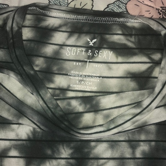 Striped dip dye shirt from American Eagle - Picture 2 of 3